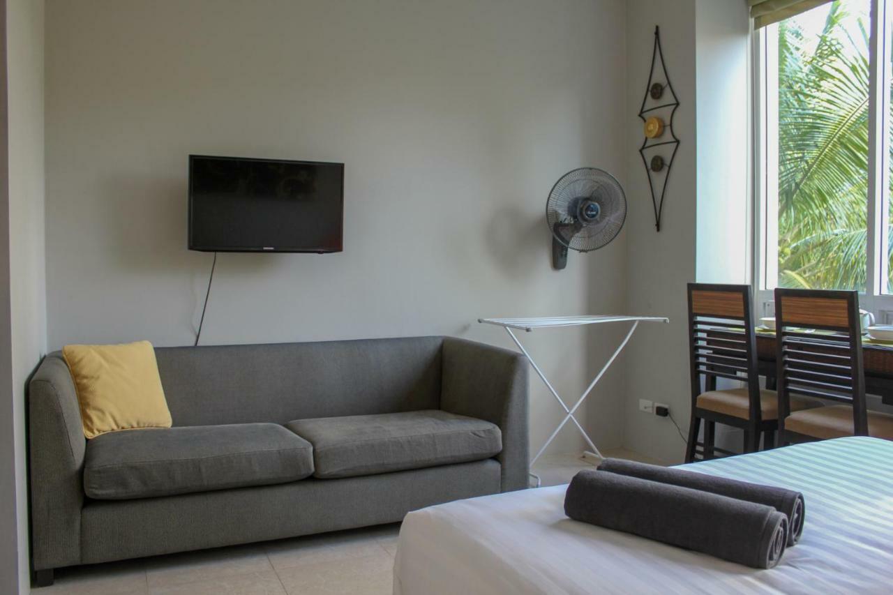Karon Hill Residence Condominium Buitenkant foto